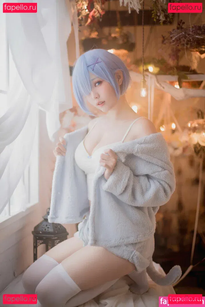 eeelyeee Onlyfans Photo Gallery 