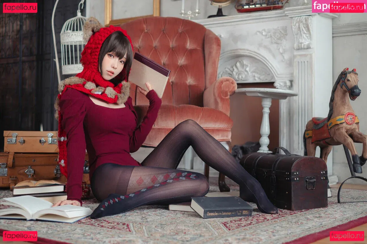 eeelyeee Onlyfans Photo Gallery 