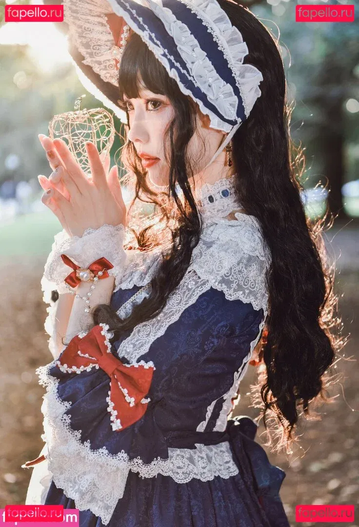 eeelyeee Onlyfans Photo Gallery 