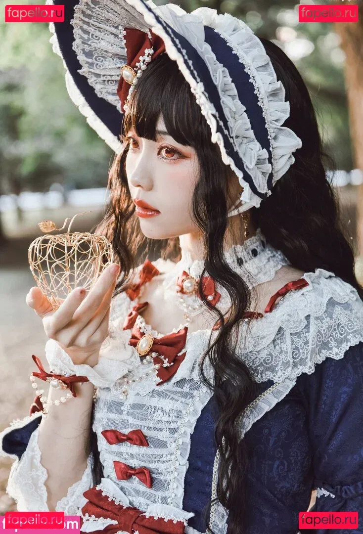 eeelyeee Onlyfans Photo Gallery 