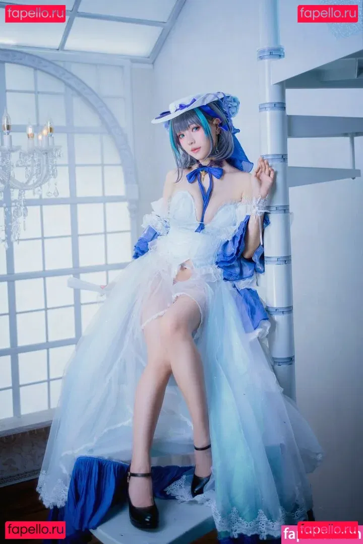 eeelyeee Onlyfans Photo Gallery 