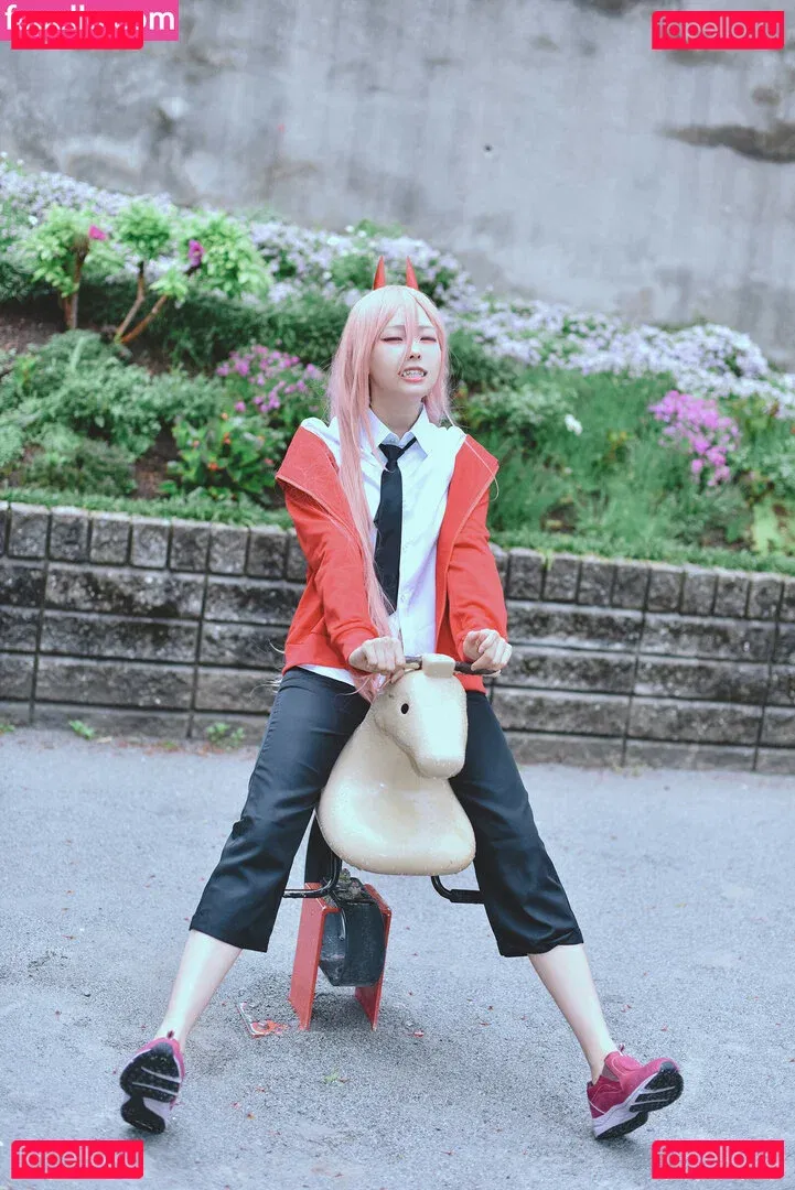 eeelyeee Onlyfans Photo Gallery 