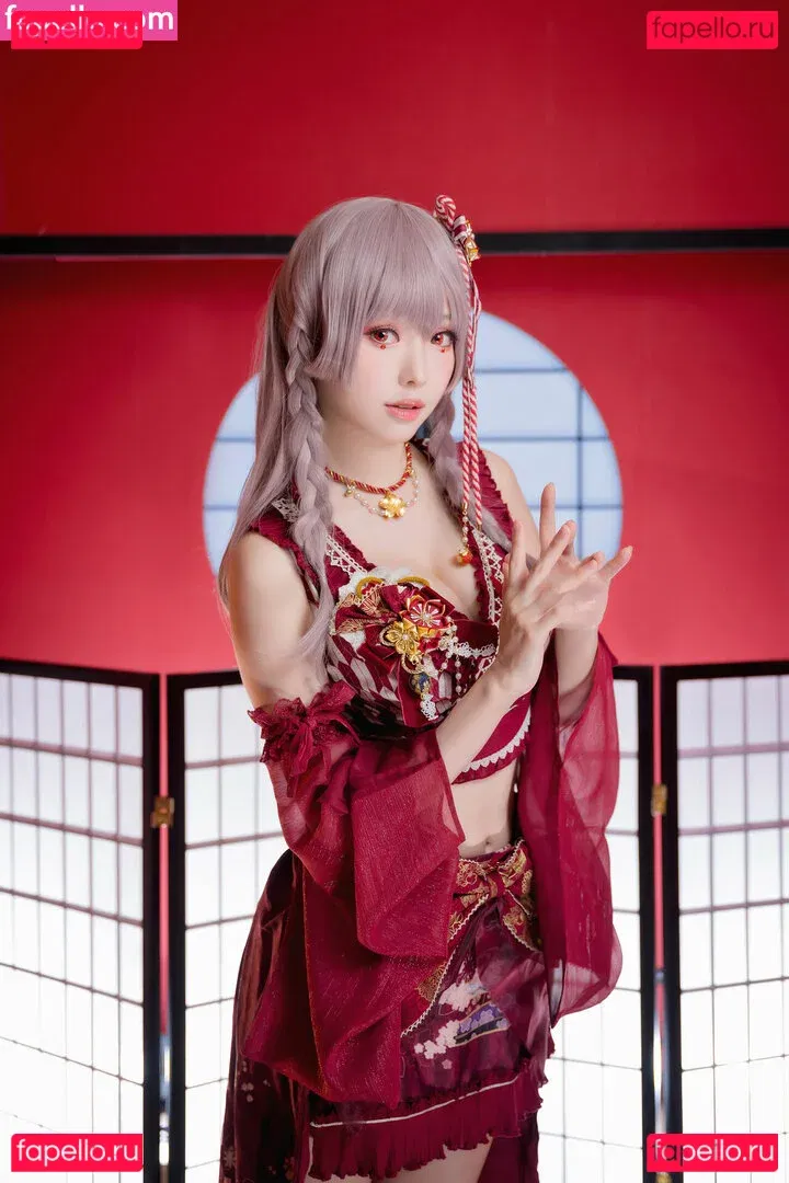 eeelyeee Onlyfans Photo Gallery 