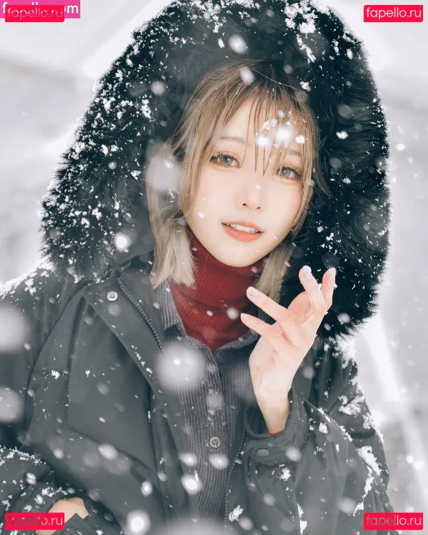 eeelyeee Onlyfans Photo Gallery 