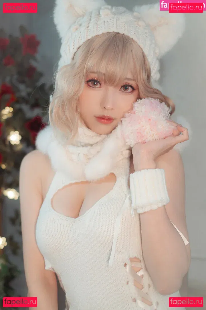 eeelyeee Onlyfans Photo Gallery 