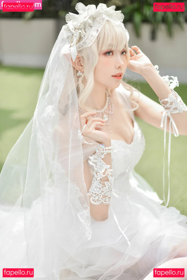 eeelyeee Onlyfans Photo Gallery 