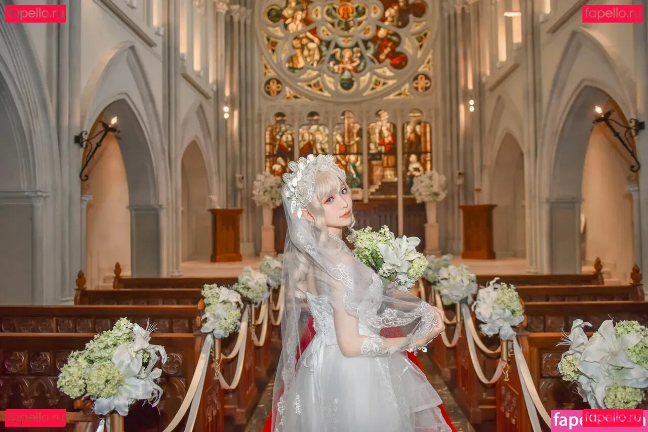 eeelyeee Onlyfans Photo Gallery 