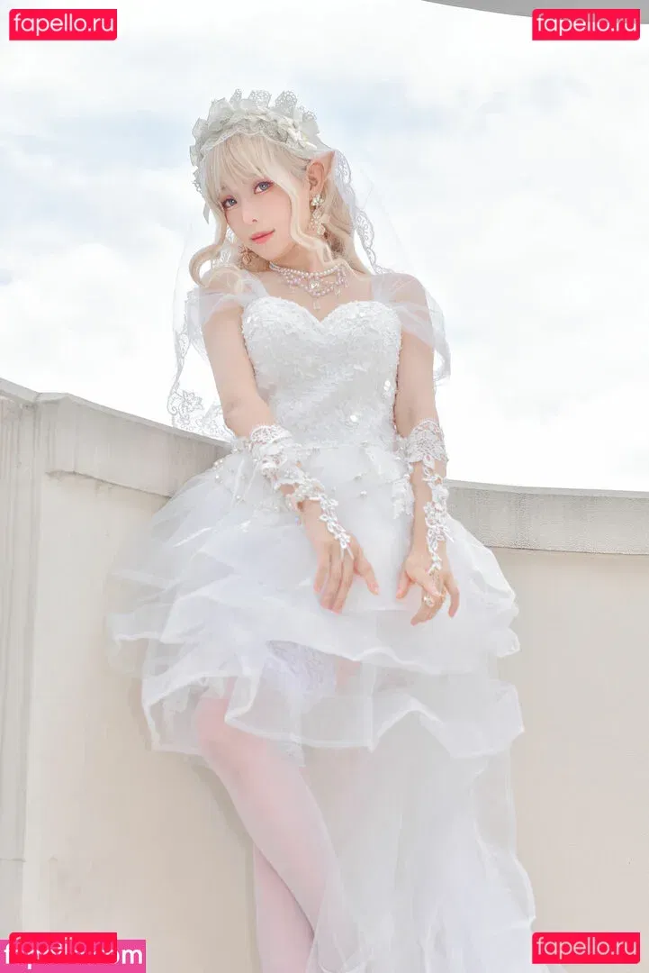 eeelyeee Onlyfans Photo Gallery 