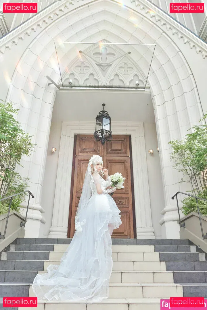 eeelyeee Onlyfans Photo Gallery 