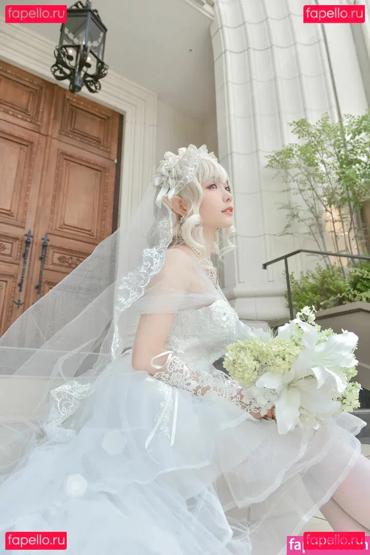 eeelyeee Onlyfans Photo Gallery 