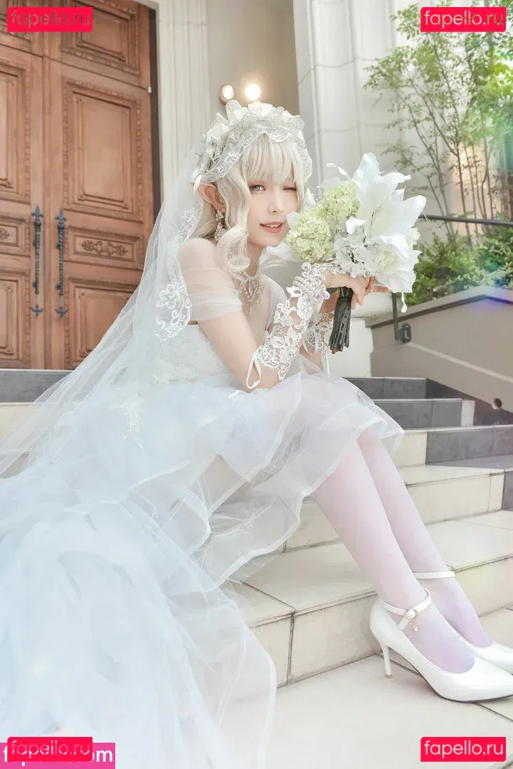 eeelyeee Onlyfans Photo Gallery 