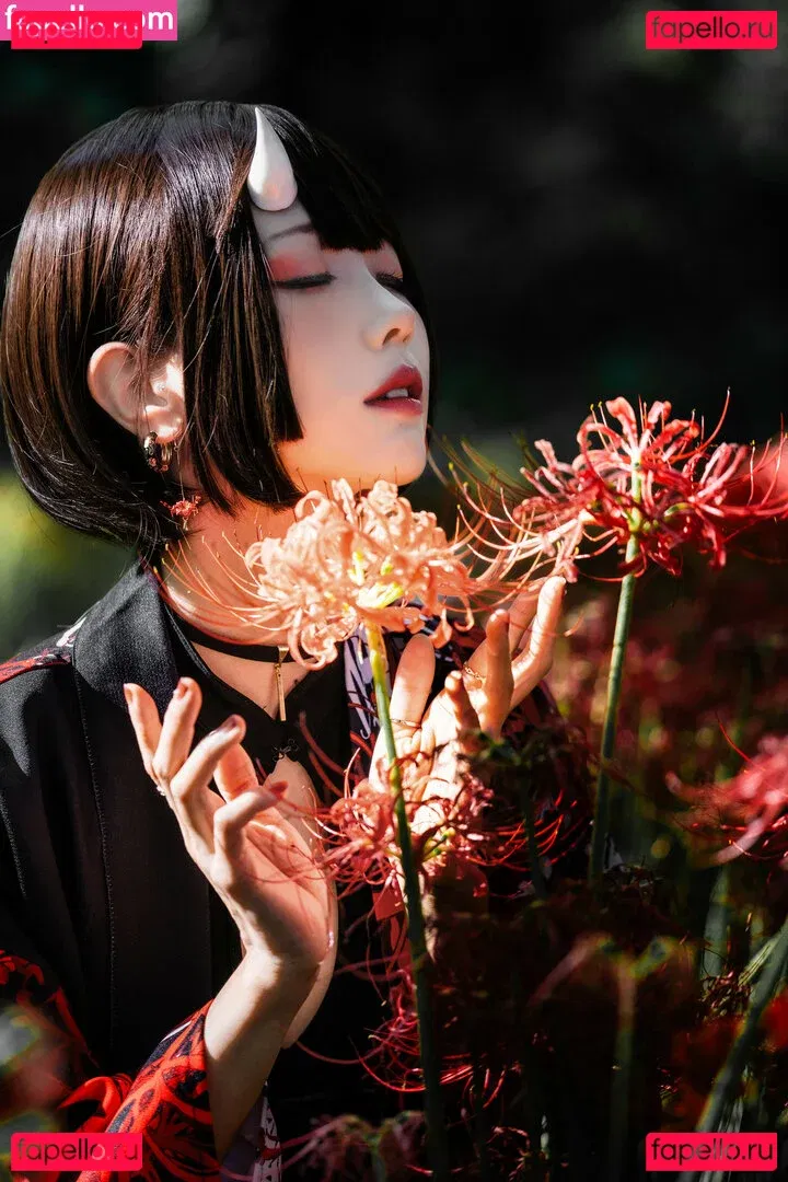 eeelyeee Onlyfans Photo Gallery 