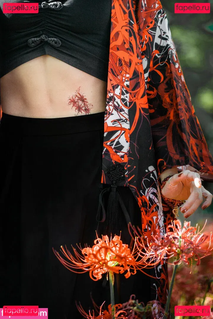 eeelyeee Onlyfans Photo Gallery 