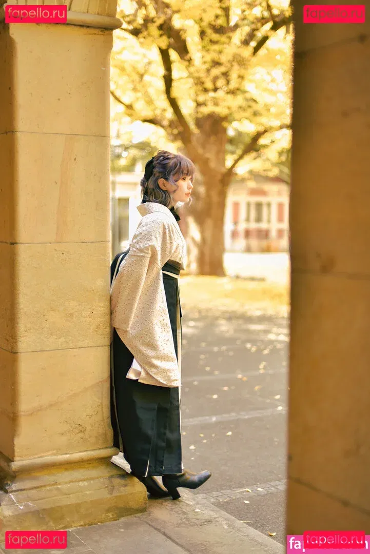 eeelyeee Onlyfans Photo Gallery 