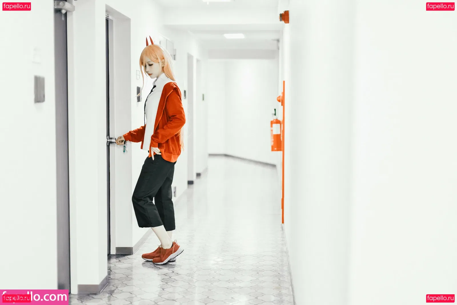 eeelyeee Onlyfans Photo Gallery 