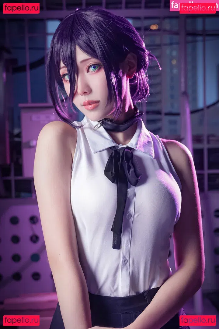 eeelyeee Onlyfans Photo Gallery 