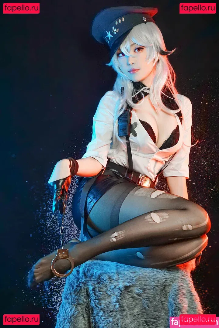 eeelyeee Onlyfans Photo Gallery 