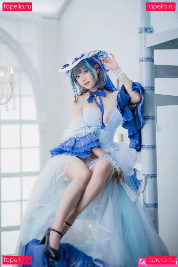 eeelyeee Onlyfans Photo Gallery 