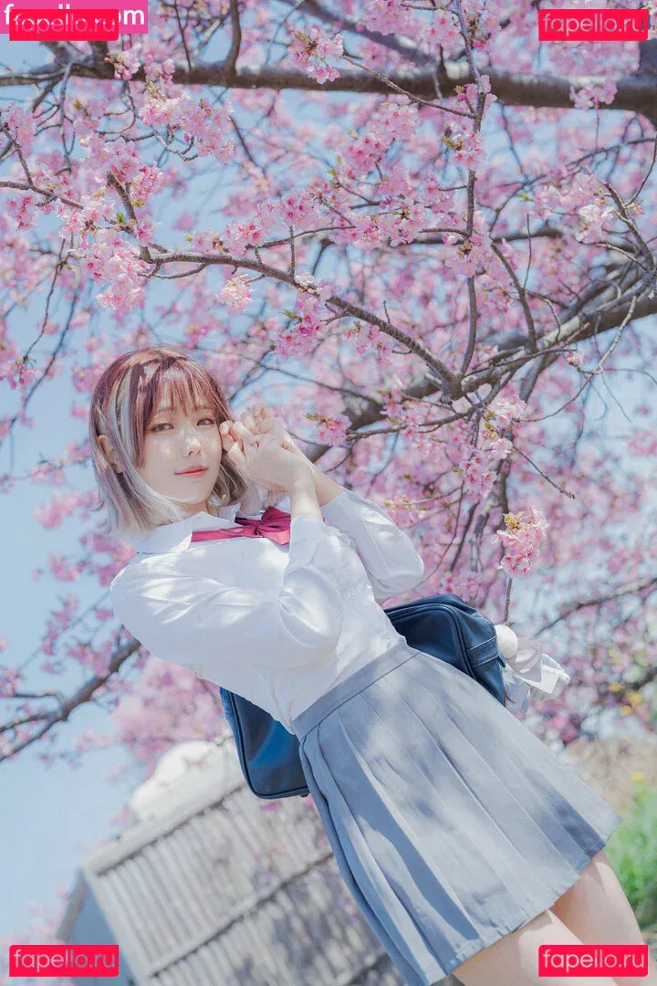 eeelyeee Onlyfans Photo Gallery 