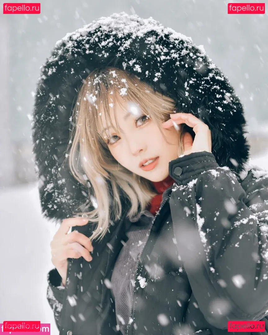 eeelyeee Onlyfans Photo Gallery 