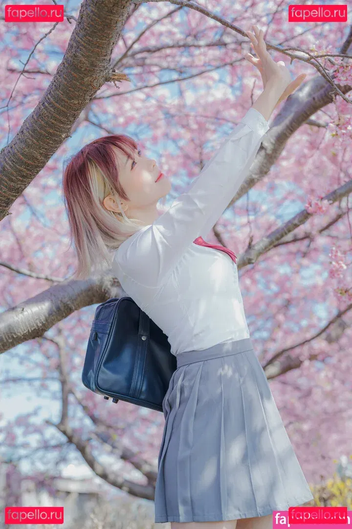 eeelyeee Onlyfans Photo Gallery 