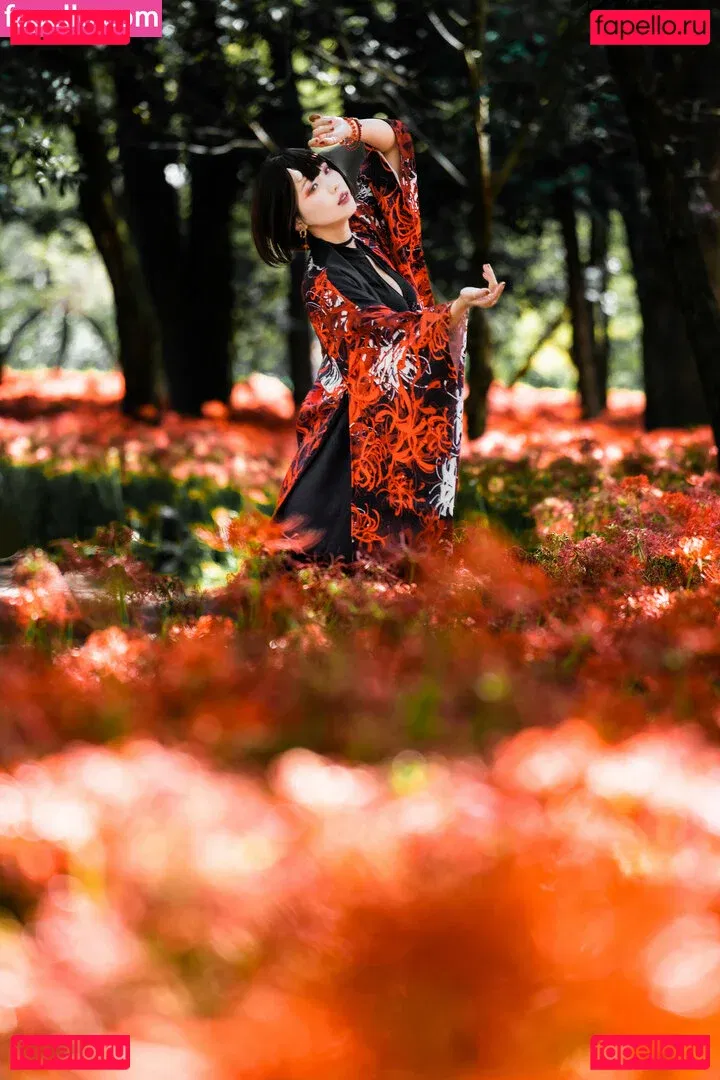 eeelyeee Onlyfans Photo Gallery 