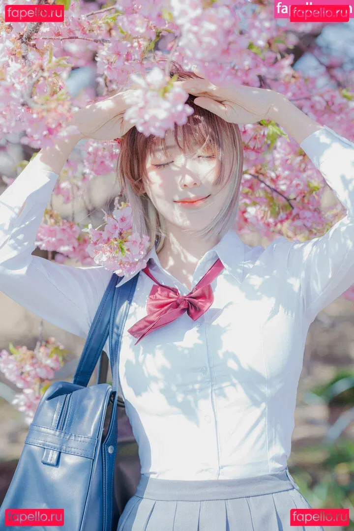 eeelyeee Onlyfans Photo Gallery 