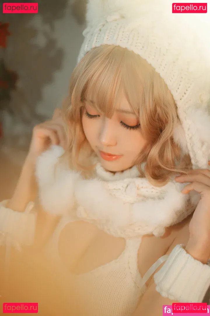 eeelyeee Onlyfans Photo Gallery 