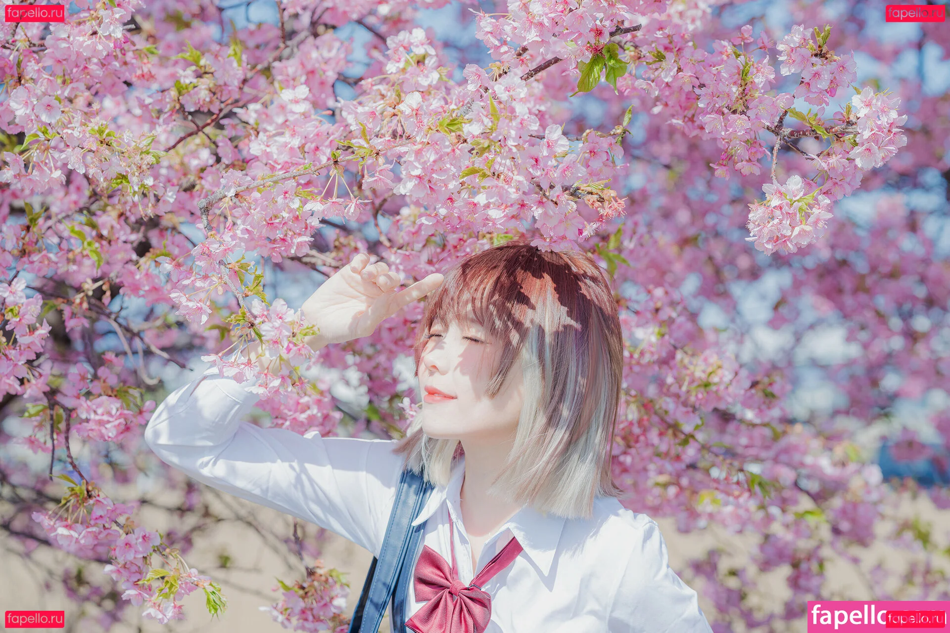 eeelyeee Onlyfans Photo Gallery 