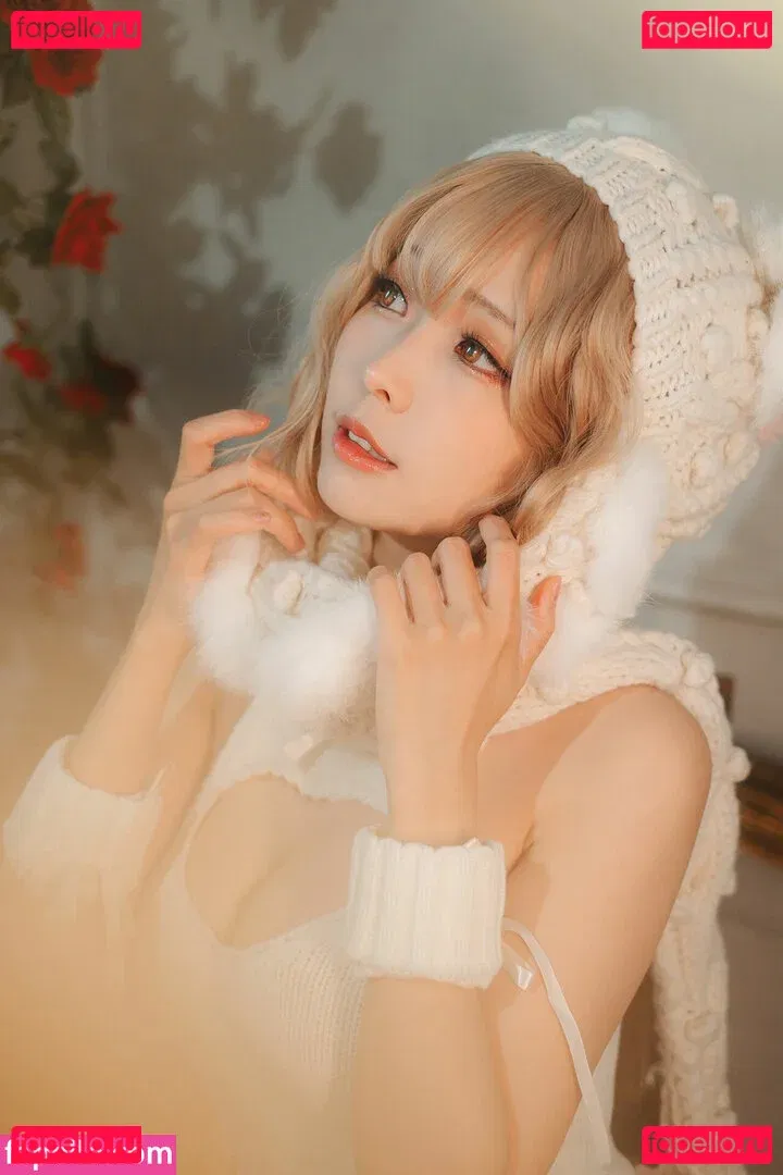 eeelyeee Onlyfans Photo Gallery 