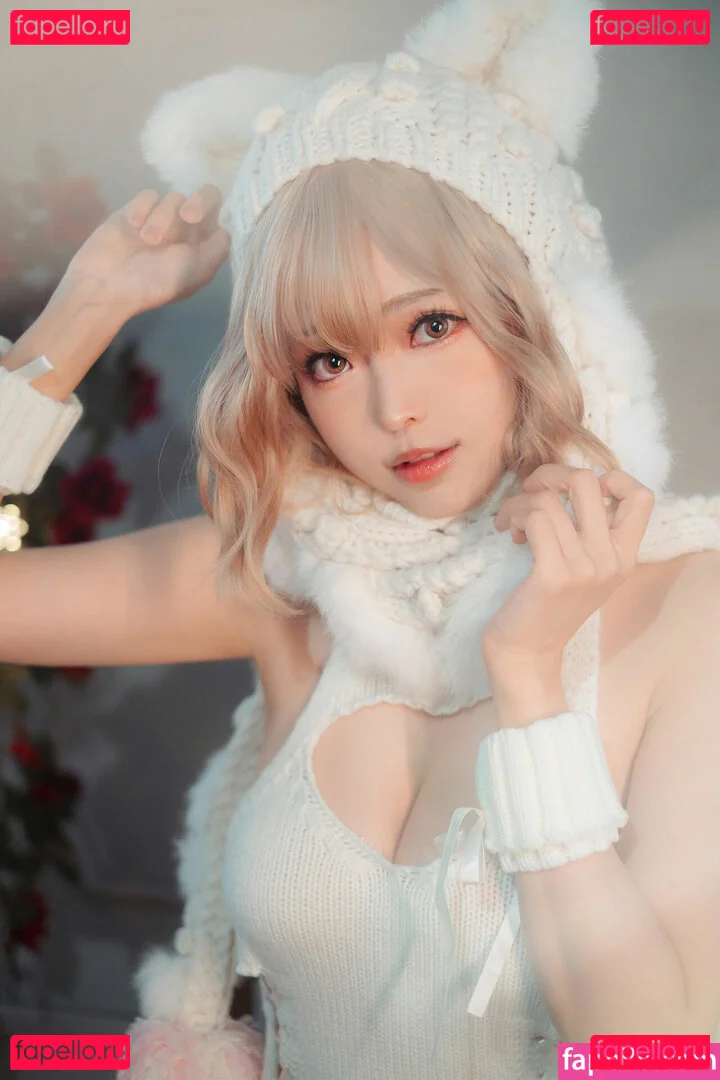 eeelyeee Onlyfans Photo Gallery 