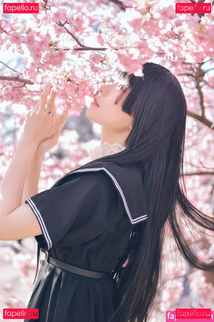 eeelyeee Onlyfans Photo Gallery 