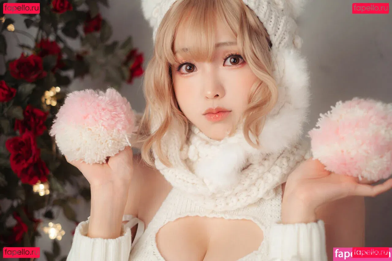 eeelyeee Onlyfans Photo Gallery 