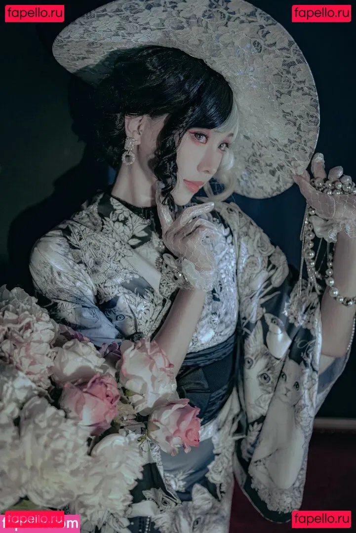 eeelyeee Onlyfans Photo Gallery 