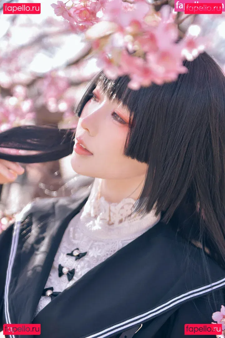 eeelyeee Onlyfans Photo Gallery 