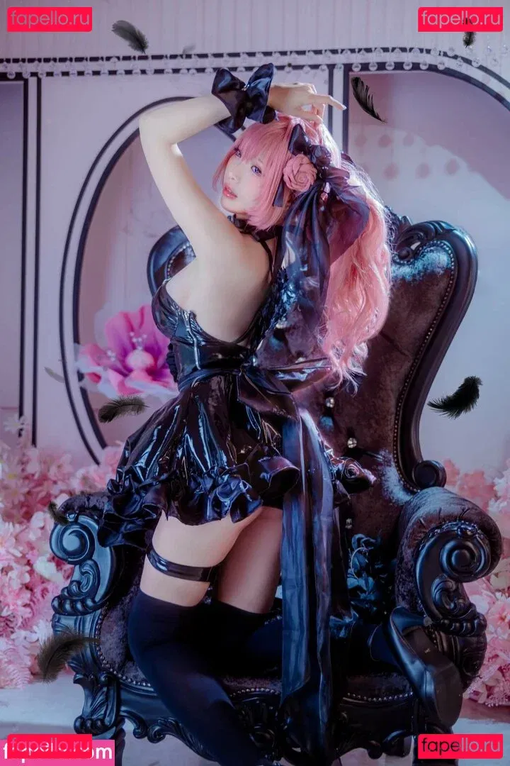 eeelyeee Onlyfans Photo Gallery 