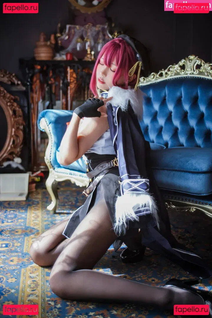 eeelyeee Onlyfans Photo Gallery 