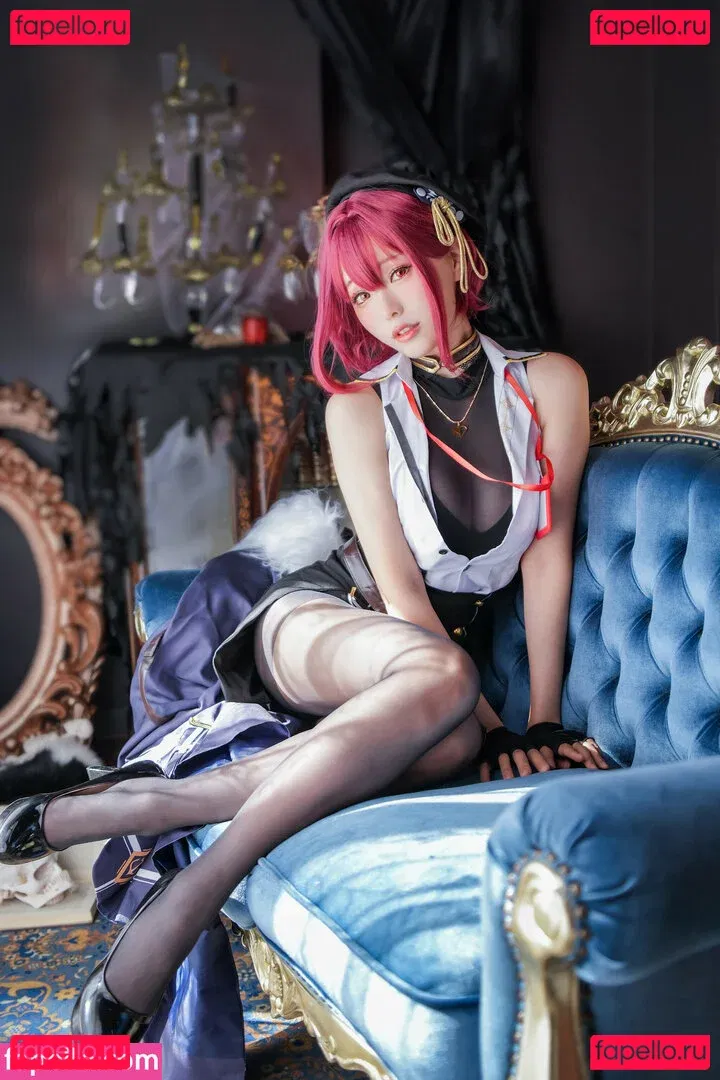 eeelyeee Onlyfans Photo Gallery 