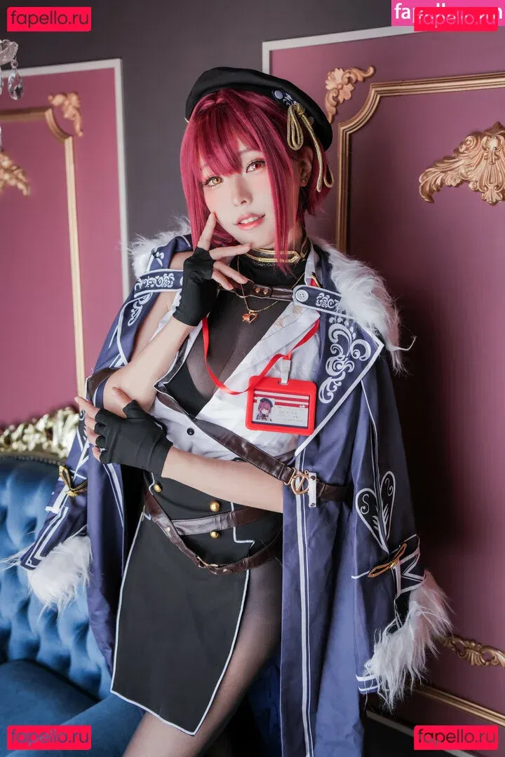 eeelyeee Onlyfans Photo Gallery 