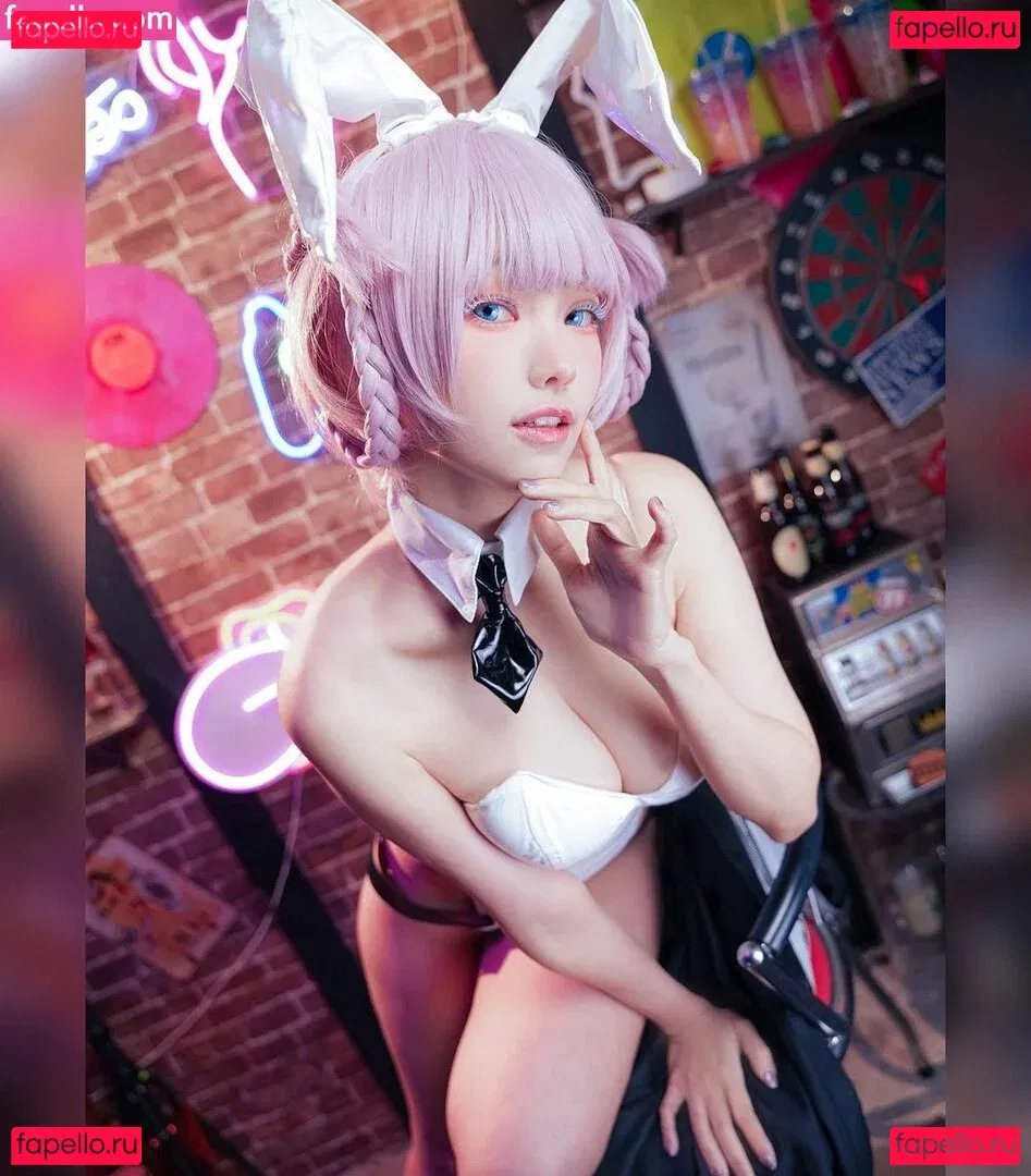 eeelyeee Onlyfans Photo Gallery 