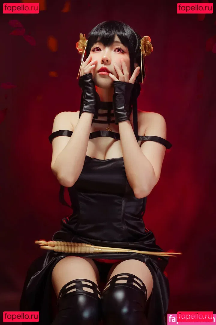 eeelyeee Onlyfans Photo Gallery 