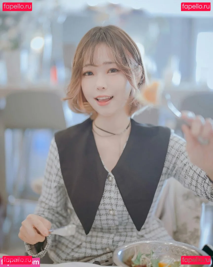 eeelyeee Onlyfans Photo Gallery 