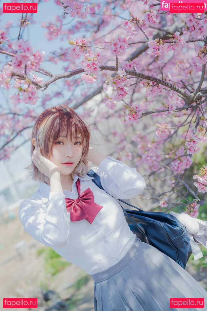 eeelyeee Onlyfans Photo Gallery 