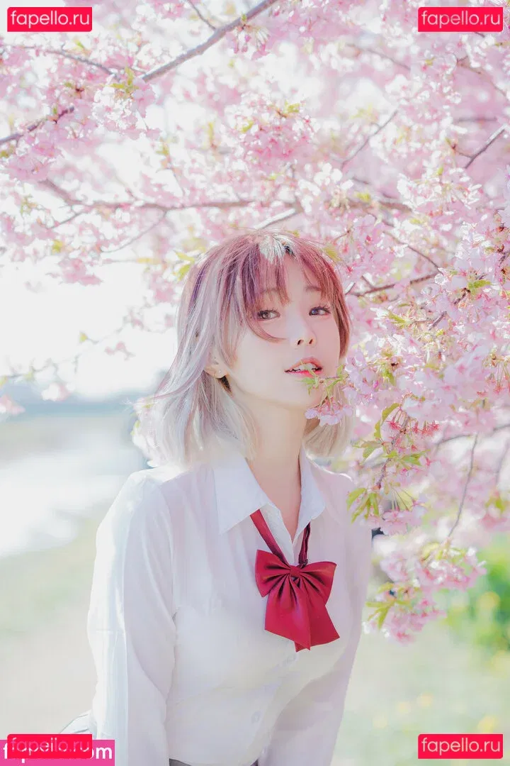 eeelyeee Onlyfans Photo Gallery 