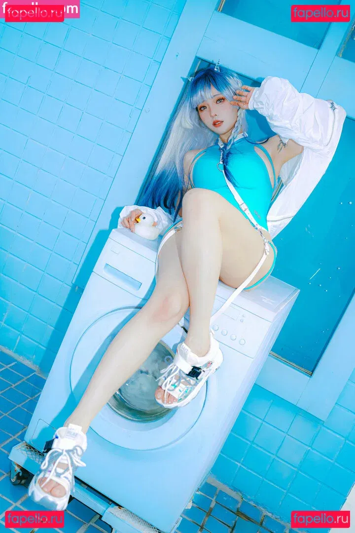 eeelyeee Onlyfans Photo Gallery 