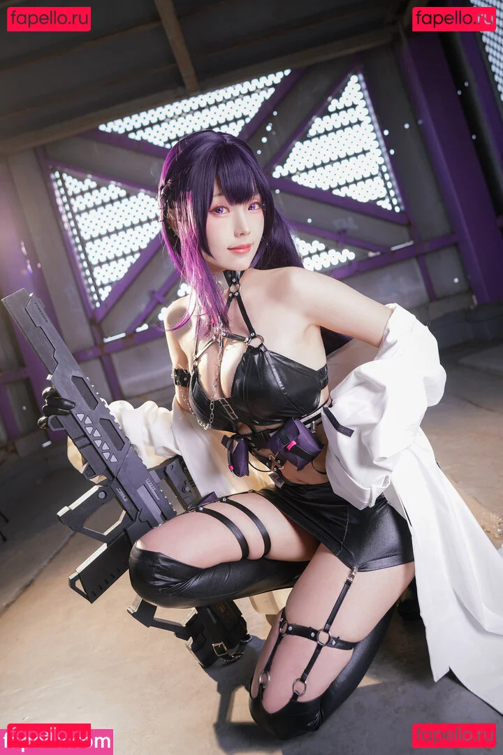 eeelyeee Onlyfans Photo Gallery 