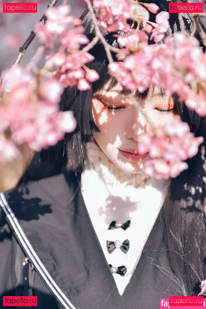 eeelyeee Onlyfans Photo Gallery 