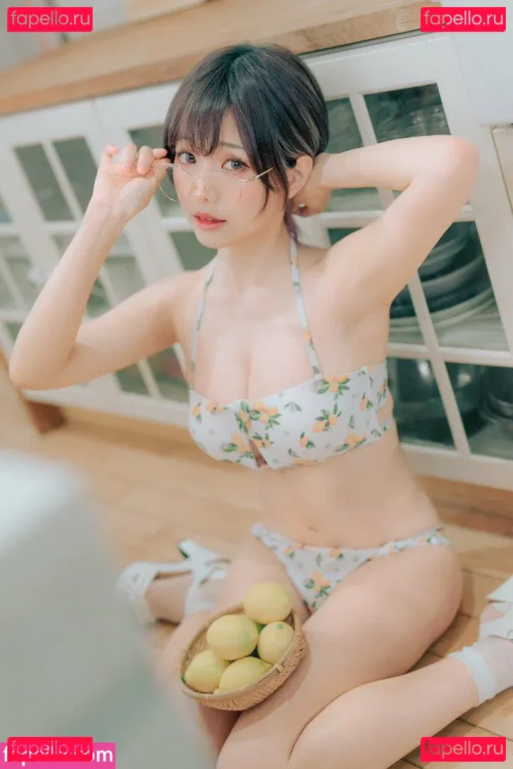 eeelyeee Onlyfans Photo Gallery 