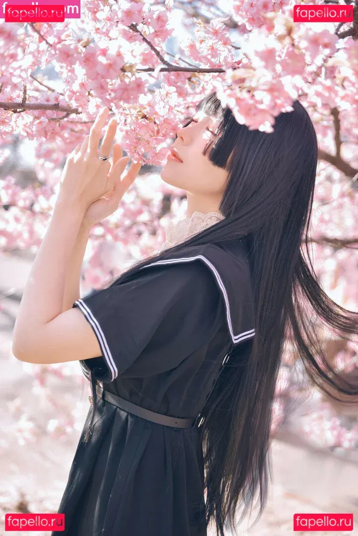 eeelyeee Onlyfans Photo Gallery 