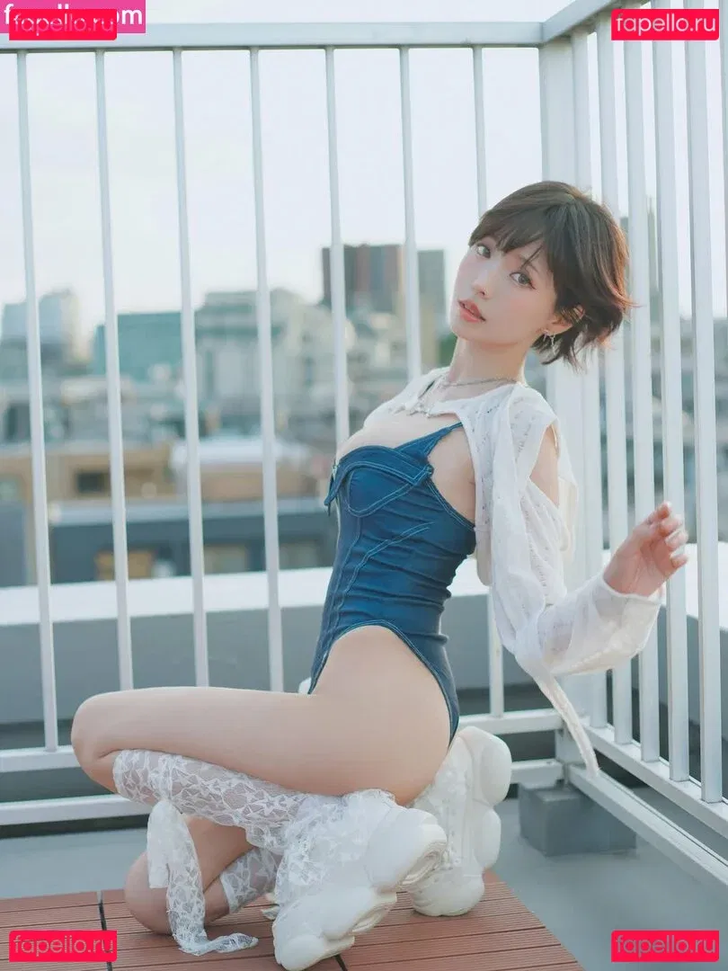 eeelyeee Onlyfans Photo Gallery 